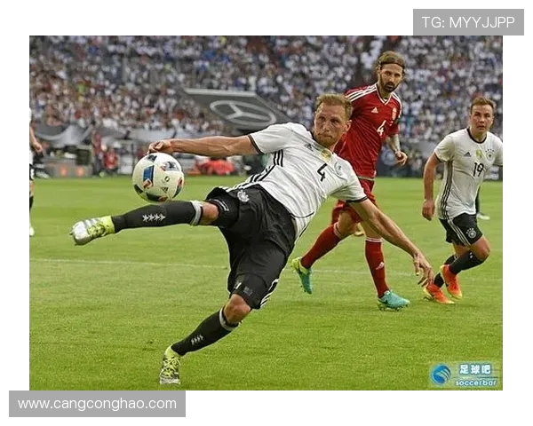 乌青年与阿尔城的激烈对决揭示足球战术与团队精神的完美结合