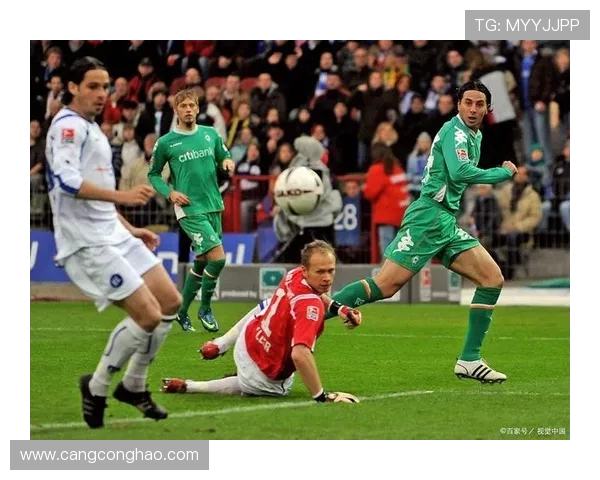 柏林联合与奥厄对决前瞻分析及双方近期状态评估