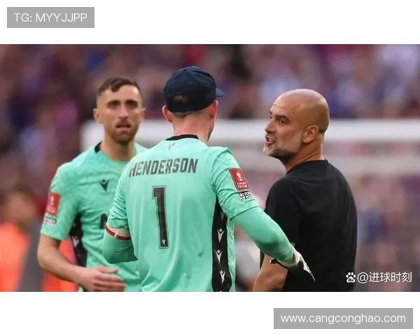 欧冠决赛温布利草坪质量引发球员集体不满与争议