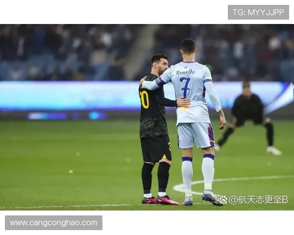 梅西助攻三次助力巴黎逆转巴萨成功晋级八强