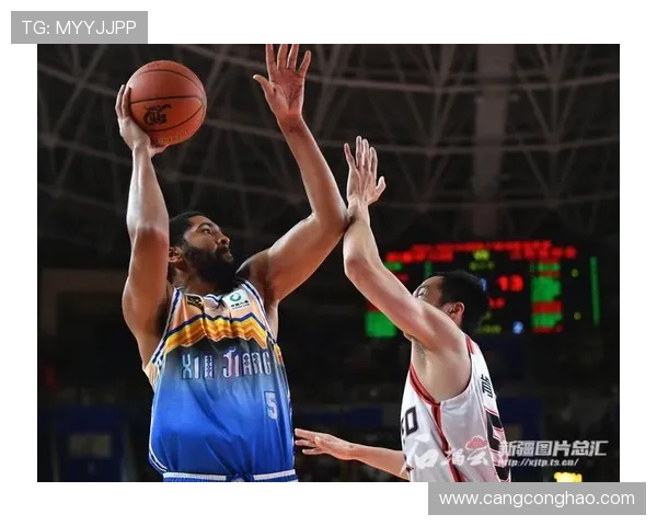 福建男篮与新疆队精彩对决视频回顾赛场瞬间不容错过