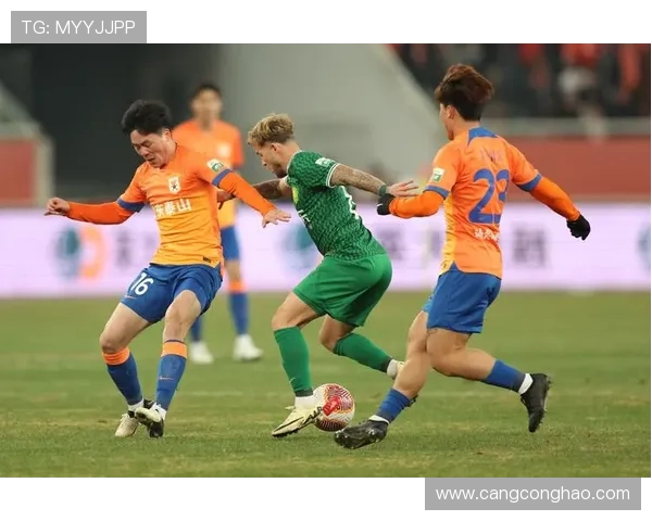 重温2018年鲁能与国安激战回顾精彩瞬间与赛场记忆