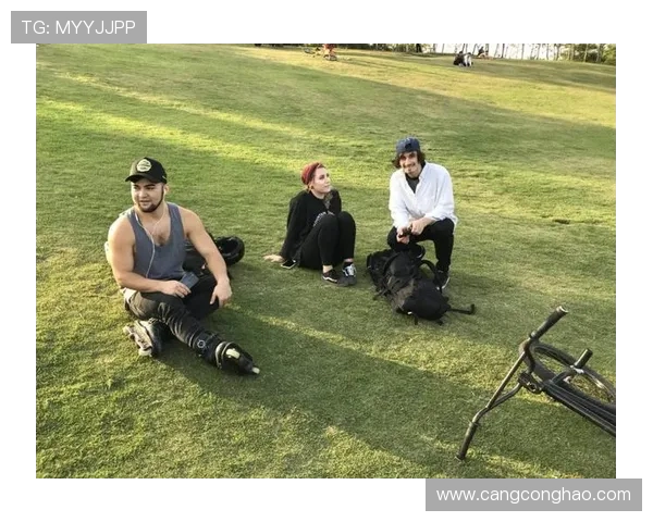 深圳极限运动队的奋斗历程与嘉年华精彩瞬间全景回顾 深圳极限运动队的奋斗历程与嘉年华精彩瞬间全景回顾