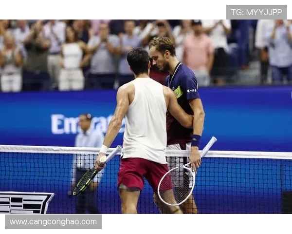 重庆网球队与杭州网球队赛后复盘分析力量对比及战术探讨