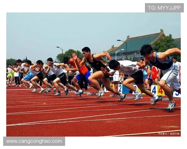 北京羽毛球队耐力训练揭秘助力运动员突破极限的秘密与策略 北京羽毛球队耐力训练揭秘助力运动员突破极限的秘密与策略