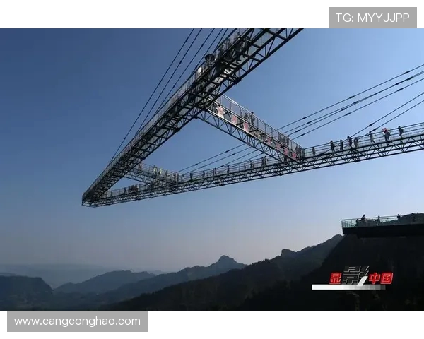 成都与重庆极限运动队赛后复盘分析个人能力的较量与启示